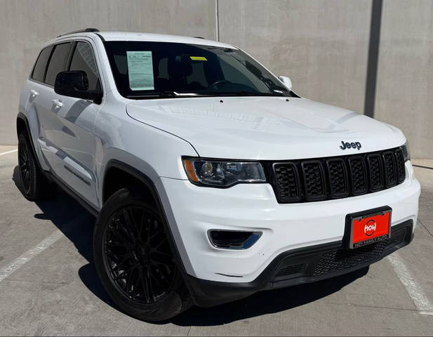 2021 Jeep Grand Cherokee Laredo E RWD photo