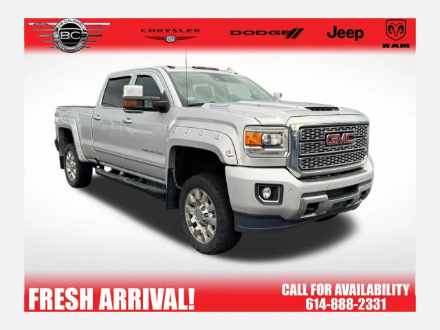 2018 GMC Sierra 2500HD Denali 4WD photo