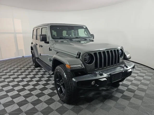 2021 Jeep Wrangler Unlimited Unlimited Sahara Altitude 4WD photo