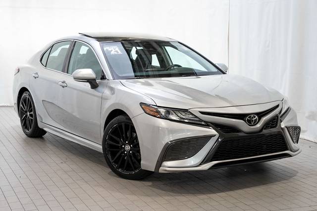 2021 Toyota Camry XSE FWD photo