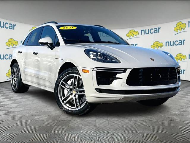 2021 Porsche Macan Turbo AWD photo