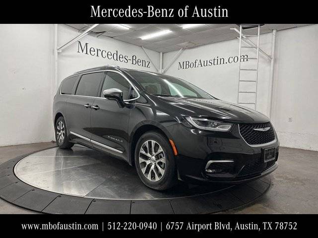 2021 Chrysler Pacifica Minivan Hybrid Pinnacle FWD photo