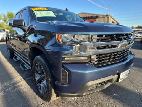 2021 Chevrolet Silverado 1500 LT 4WD photo