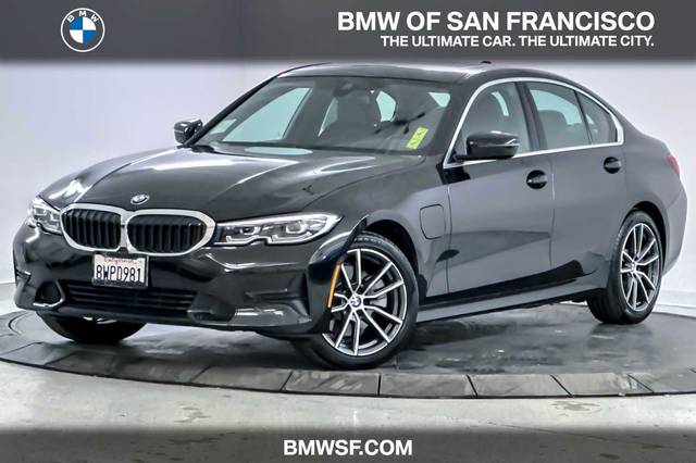 2021 BMW 3 Series 330e RWD photo