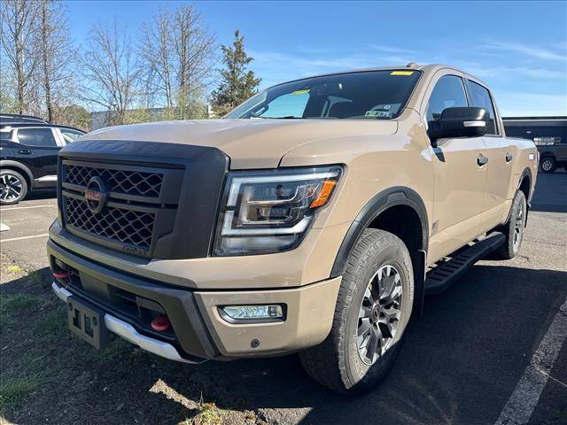 2021 Nissan Titan PRO-4X 4WD photo