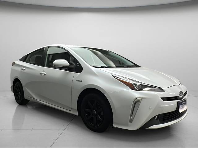 2021 Toyota Prius LE AWD photo