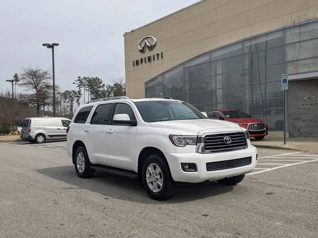 2019 Toyota Sequoia SR5 4WD photo