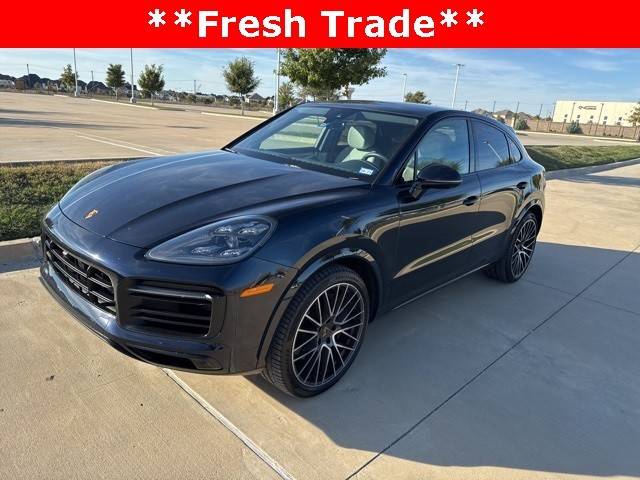 2021 Porsche Cayenne Coupe  AWD photo