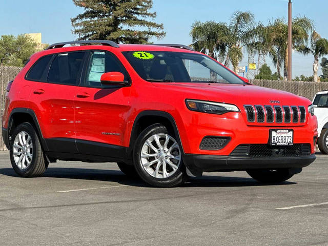 2021 Jeep Cherokee Latitude FWD photo