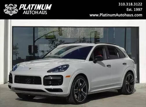 2021 Porsche Cayenne Turbo AWD photo