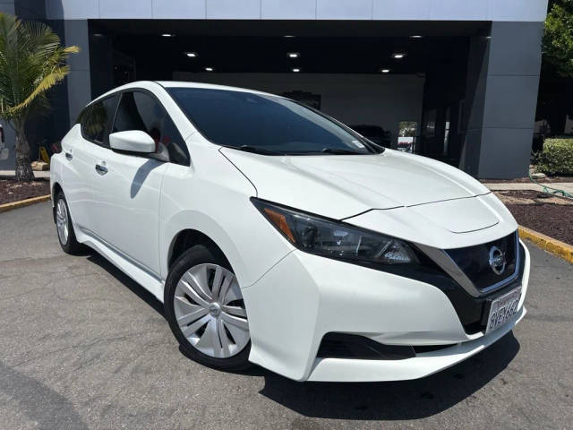 2021 Nissan Leaf S FWD photo
