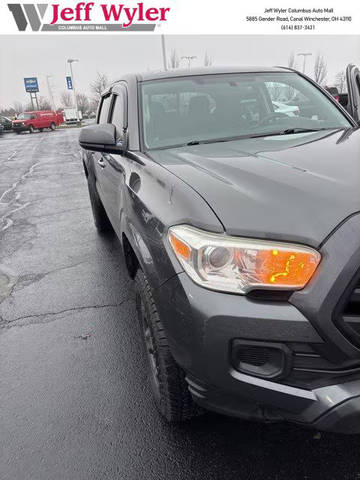 2017 Toyota Tacoma SR 4WD photo