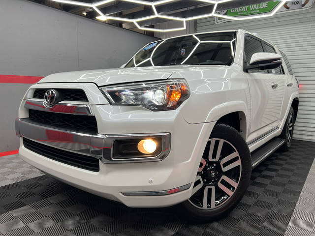 2016 Toyota 4Runner Limited RWD photo