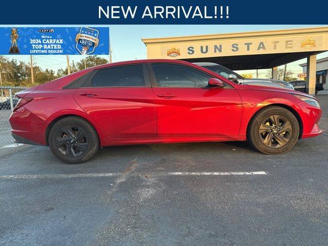 2021 Hyundai Elantra SEL FWD photo