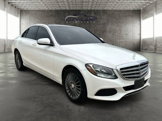 2015 Mercedes-Benz C-Class C 300 Luxury AWD photo