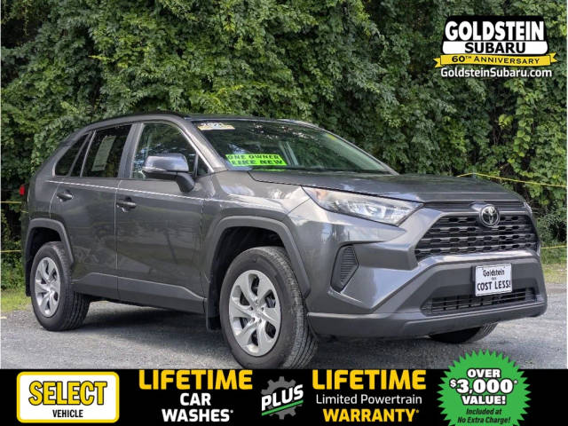 2021 Toyota RAV4 LE AWD photo