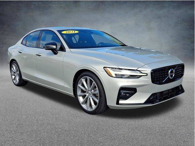 2021 Volvo S60 Momentum AWD photo