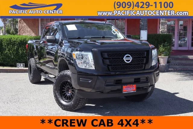 2021 Nissan Titan XD S 4WD photo