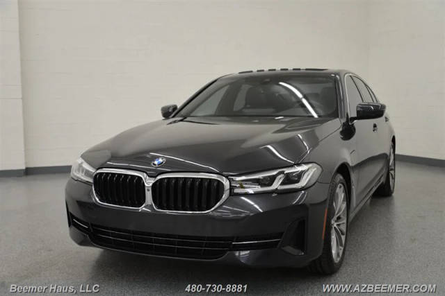 2021 BMW 5 Series 530e RWD photo