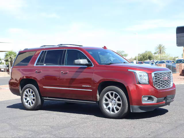 2020 GMC Yukon Denali 4WD photo