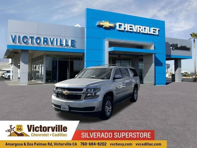 2019 Chevrolet Suburban LT 4WD photo