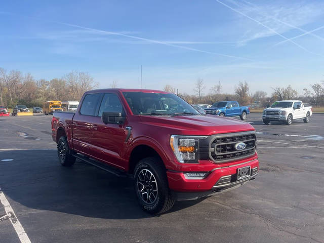 2021 Ford F-150 XLT 4WD photo