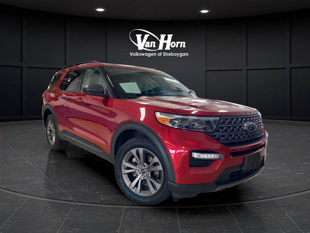 2021 Ford Explorer XLT 4WD photo