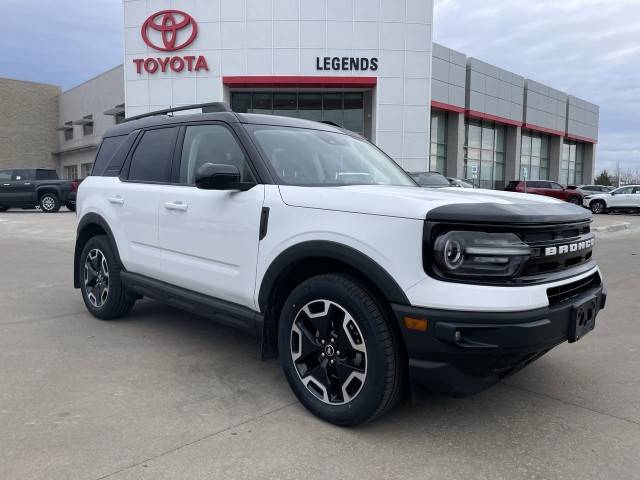 2021 Ford Bronco Sport Outer Banks 4WD photo