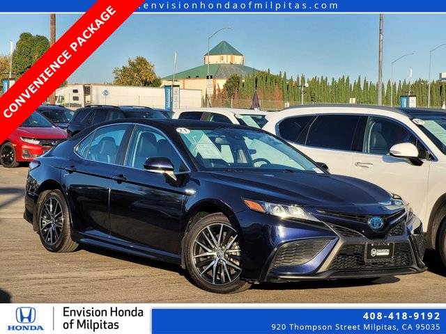 2021 Toyota Camry Hybrid SE FWD photo