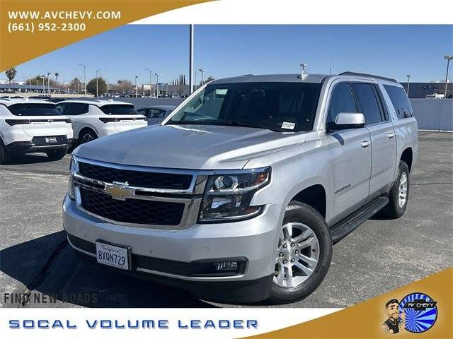 2020 Chevrolet Suburban LT 4WD photo