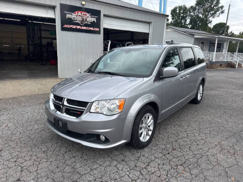 2020 Dodge Grand Caravan SXT FWD photo