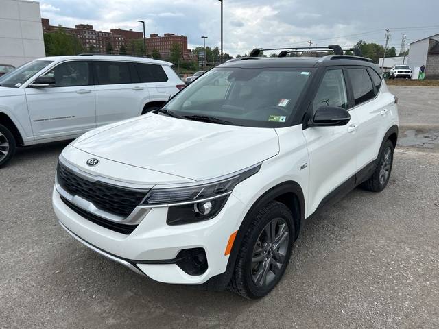 2021 Kia Seltos S AWD photo