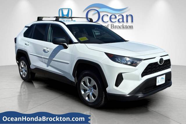 2021 Toyota RAV4 LE AWD photo