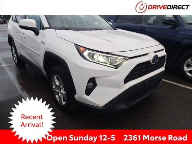 2021 Toyota RAV4 Hybrid XLE AWD photo