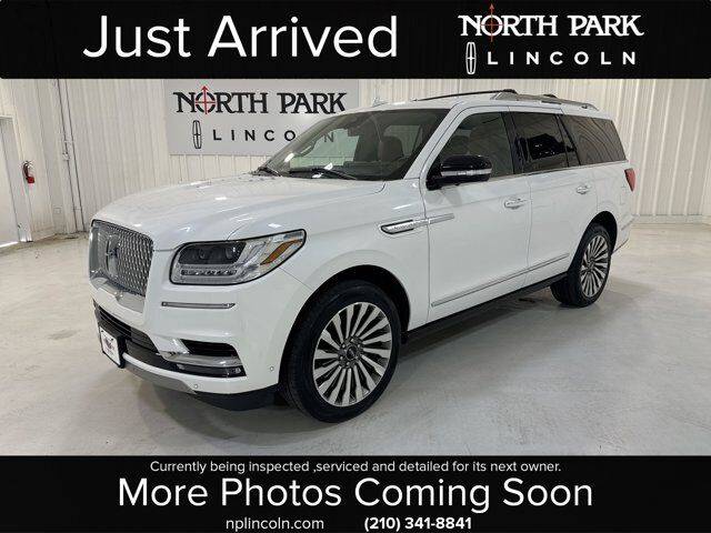 2021 Lincoln Navigator Reserve 4WD photo