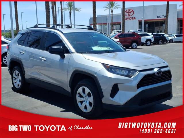 2021 Toyota RAV4 LE FWD photo