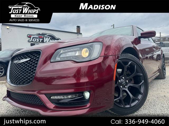 2020 Chrysler 300 300S RWD photo