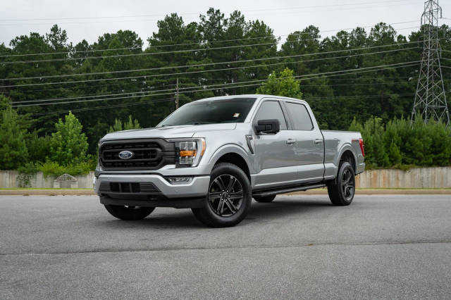 2021 Ford F-150 XLT 4WD photo