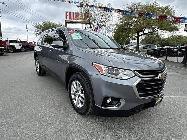 2021 Chevrolet Traverse LT Cloth AWD photo