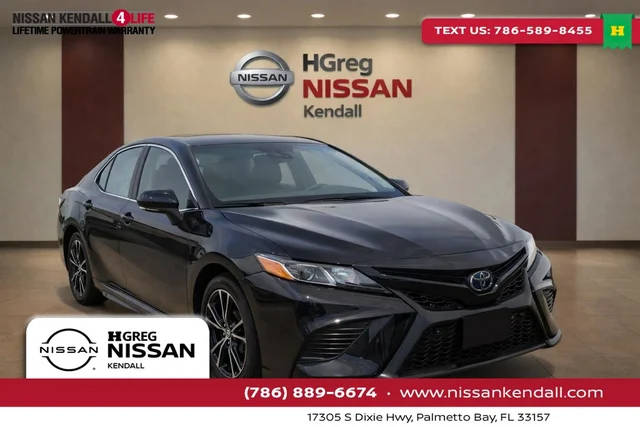 2021 Toyota Camry SE FWD photo