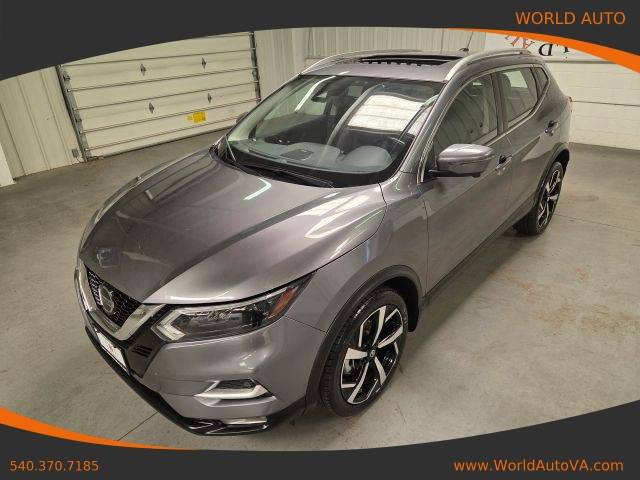 2021 Nissan Rogue Sport SL AWD photo