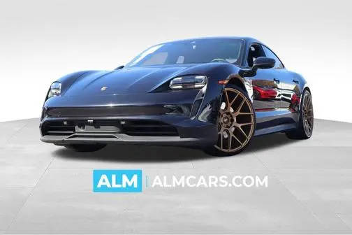 2021 Porsche Taycan  RWD photo
