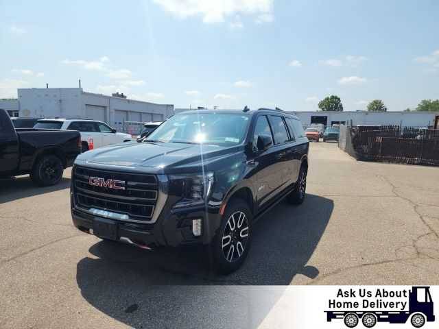 2021 GMC Yukon XL AT4 4WD photo