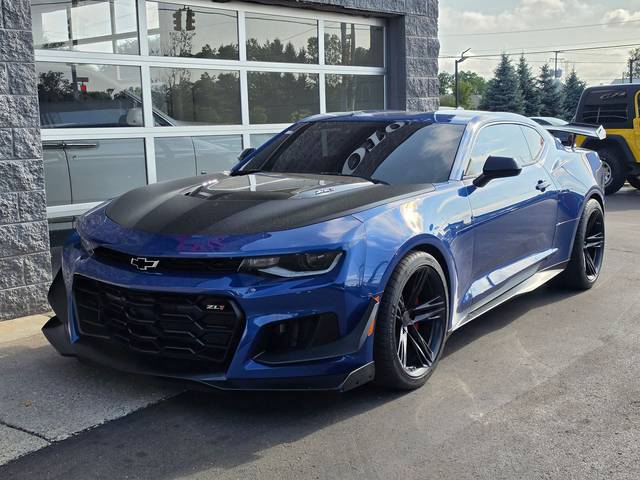 2021 Chevrolet Camaro ZL1 RWD photo
