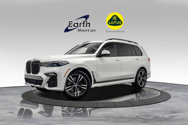 2021 BMW X7 M50i AWD photo