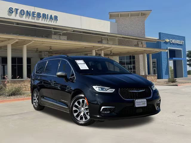 2021 Chrysler Pacifica Minivan Hybrid Pinnacle FWD photo