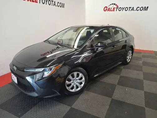 2021 Toyota Corolla LE FWD photo