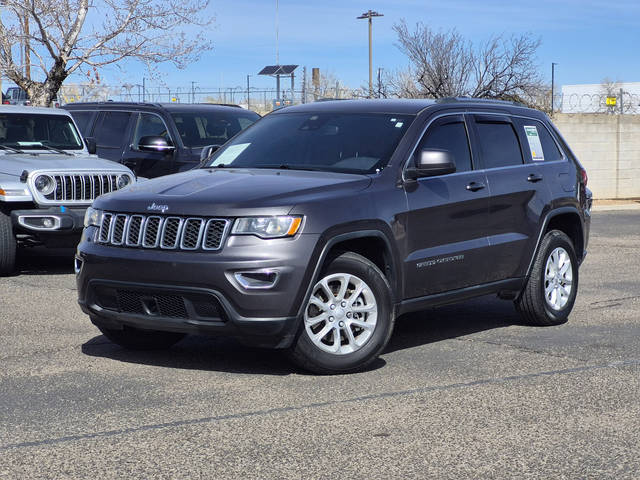 2021 Jeep Grand Cherokee Laredo E 4WD photo