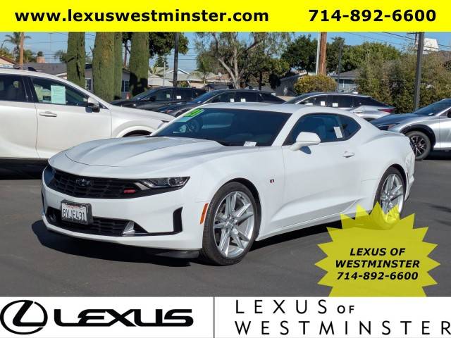 2021 Chevrolet Camaro 1LT RWD photo