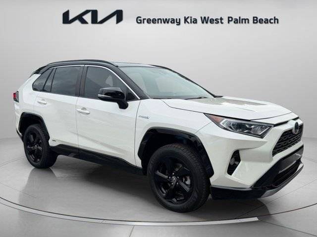 2021 Toyota RAV4 Hybrid XSE AWD photo